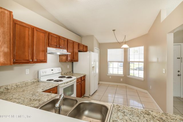 1597 TWIN OAK Drive W, Middleburg, FL 32068