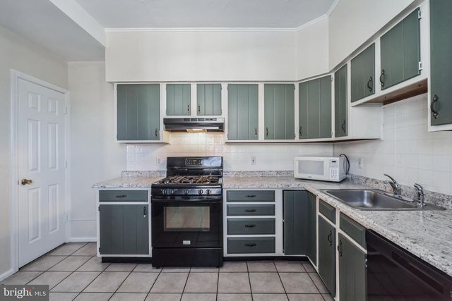 100 RIPKA ST, Philadelphia, PA 19127