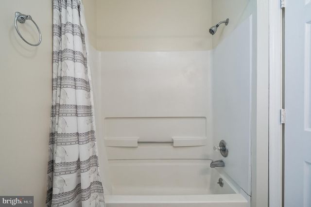 100 RIPKA ST, Philadelphia, PA 19127
