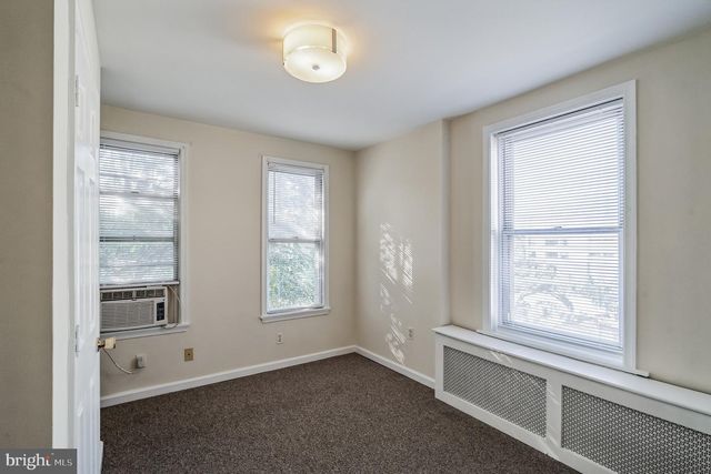 100 RIPKA ST, Philadelphia, PA 19127