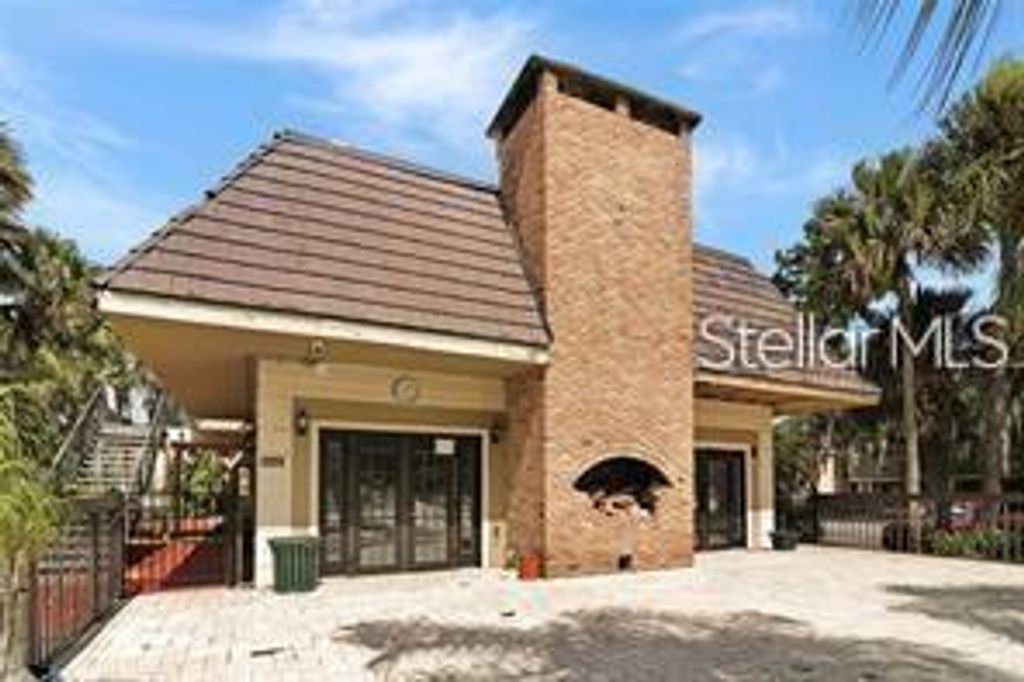Image 17 of property listing at 3984 VERSAILLES DRIVE 3984C, Orlando, FL 32808