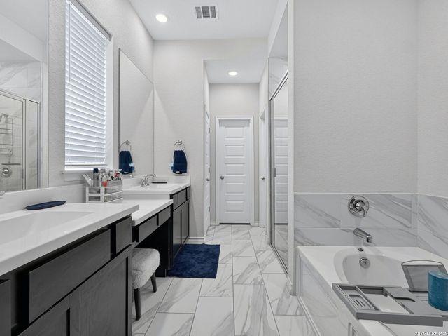 1646 Pitcher Bend, San Antonio, TX 78253