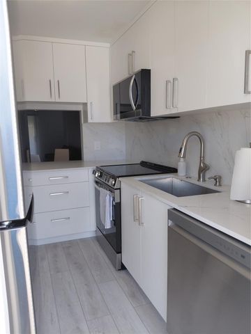 1951 NE 39th Street 127, Lighthouse Point, FL 33064