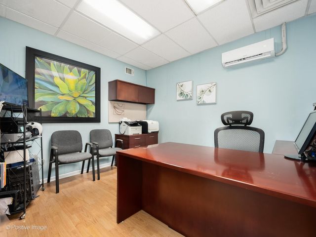 4020 N Central Avenue, Chicago, IL 60634