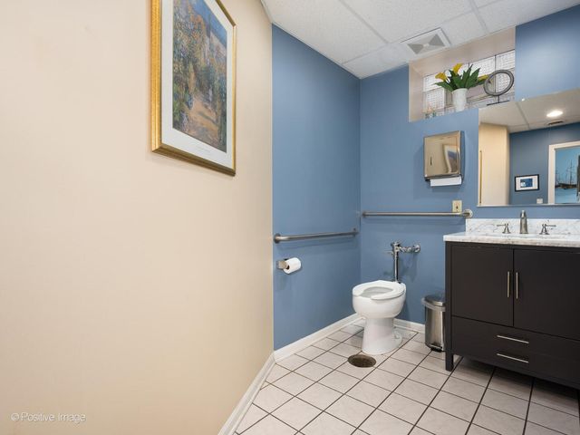 4020 N Central Avenue, Chicago, IL 60634