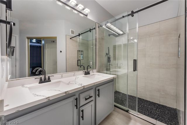 7701 Constanso Avenue 202, Las Vegas, NV 89128