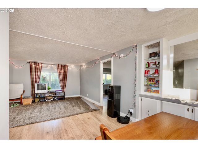 1103 N SPRINGBROOK Rd 50, Newberg, OR 97132