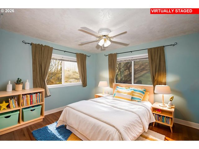 1103 N SPRINGBROOK Rd 50, Newberg, OR 97132