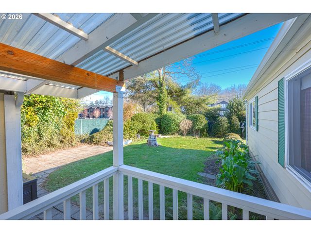 1103 N SPRINGBROOK Rd 50, Newberg, OR 97132