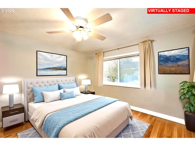 1103 N SPRINGBROOK Rd 50, Newberg, OR 97132