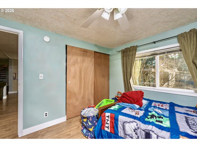 1103 N SPRINGBROOK Rd 50, Newberg, OR 97132