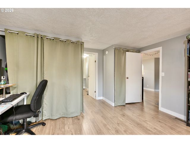 1103 N SPRINGBROOK Rd 50, Newberg, OR 97132
