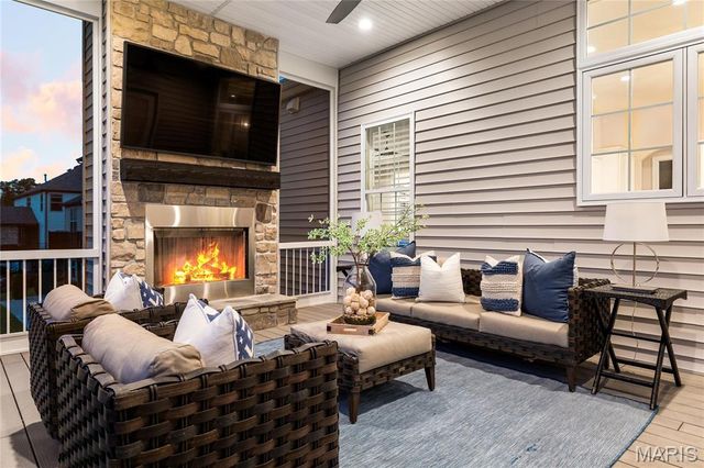 504 Greengage Timber Drive, O'fallon, MO 63368