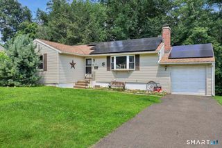 45 Hilltop Road, Naugatuck, CT 06770