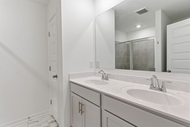 741 Coburg St, Gallatin, TN 37066