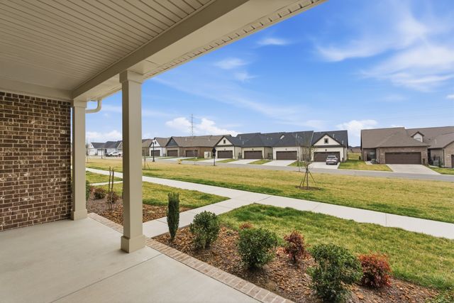 741 Coburg St, Gallatin, TN 37066