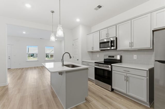 741 Coburg St, Gallatin, TN 37066