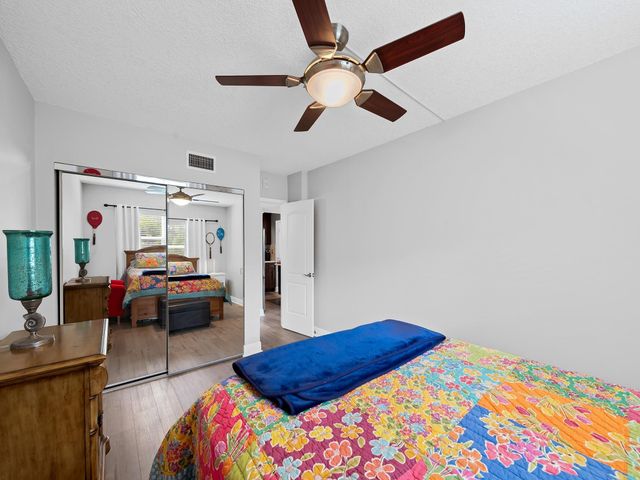 1839 Middle River Drive 105, Fort Lauderdale, FL 33305