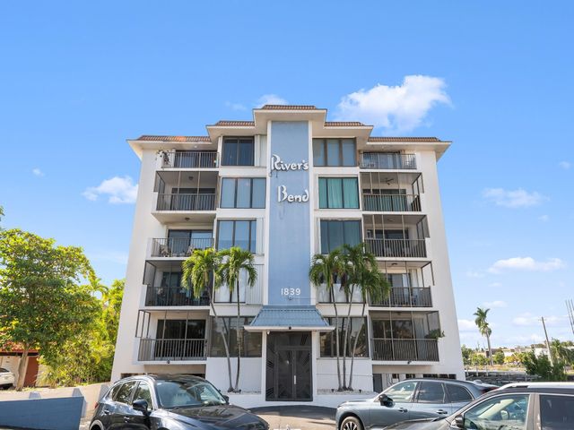 1839 Middle River Drive 105, Fort Lauderdale, FL 33305