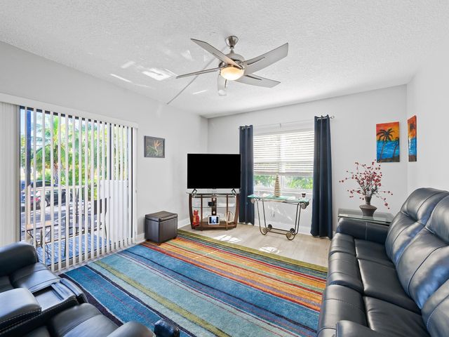 1839 Middle River Drive 105, Fort Lauderdale, FL 33305