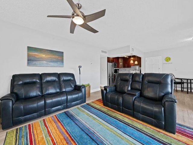 1839 Middle River Drive 105, Fort Lauderdale, FL 33305