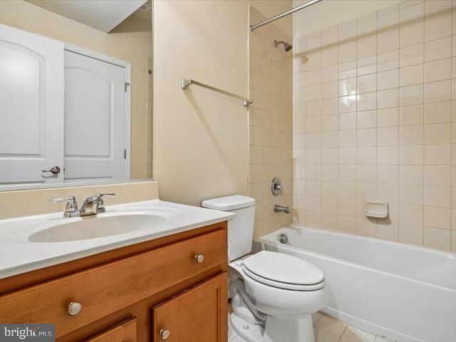 6008 E GREENBRIER RIVER RD E, Fredericksburg, VA 22407