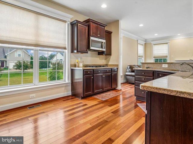 6008 E GREENBRIER RIVER RD E, Fredericksburg, VA 22407