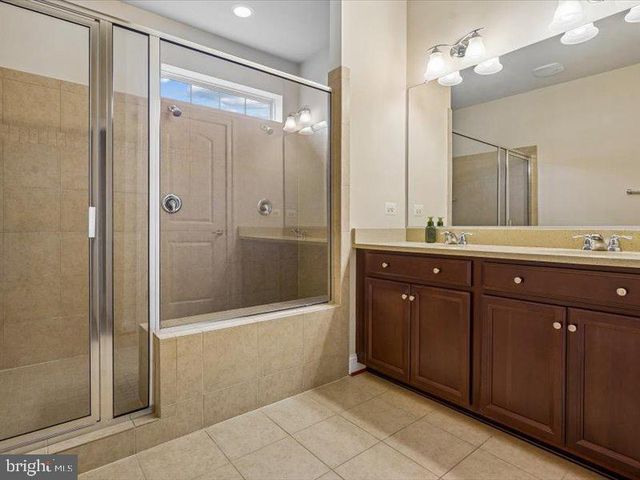 6008 E GREENBRIER RIVER RD E, Fredericksburg, VA 22407