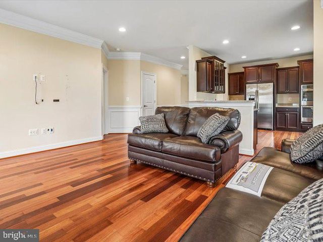 6008 E GREENBRIER RIVER RD E, Fredericksburg, VA 22407