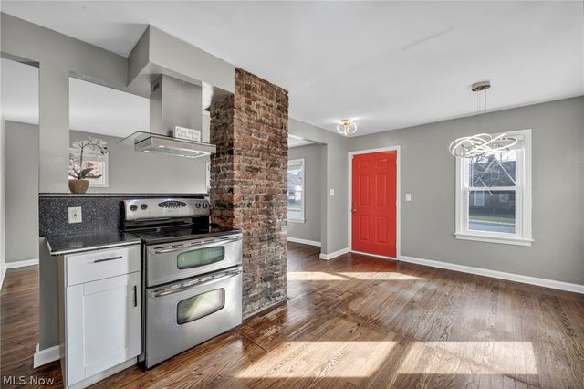 4704 Wetzel Avenue, Cleveland, OH 44109