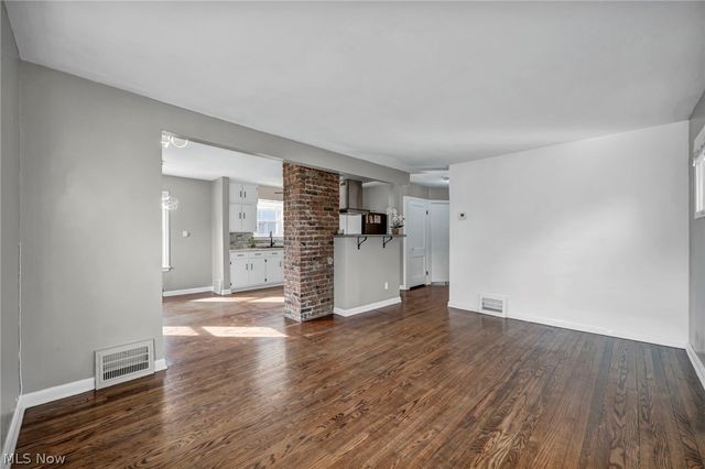 4704 Wetzel Avenue, Cleveland, OH 44109