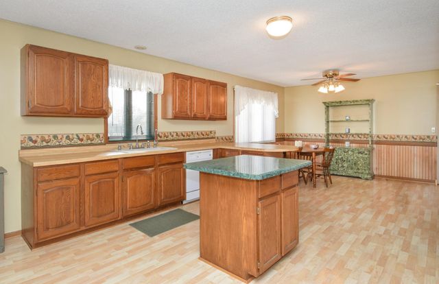 7612 Plum Avenue, Brownton, MN 55312