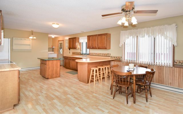 7612 Plum Avenue, Brownton, MN 55312