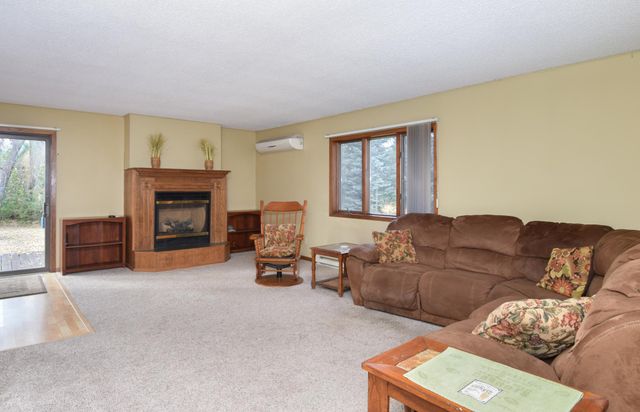 7612 Plum Avenue, Brownton, MN 55312