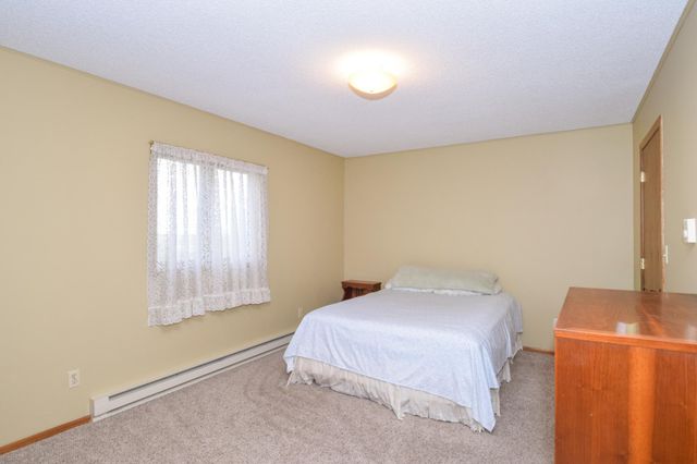 7612 Plum Avenue, Brownton, MN 55312