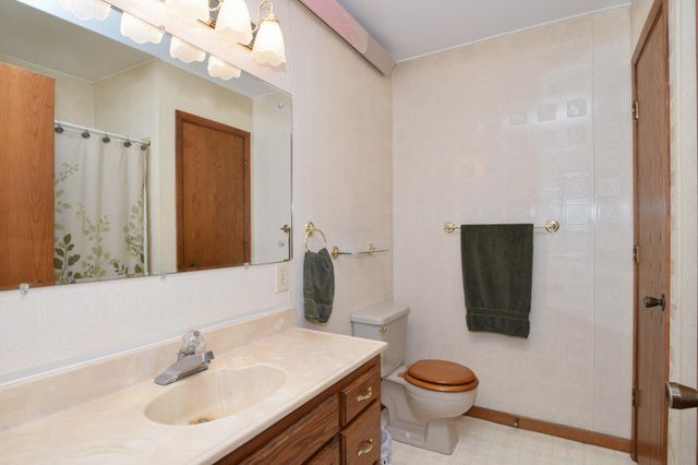 7612 Plum Avenue, Brownton, MN 55312