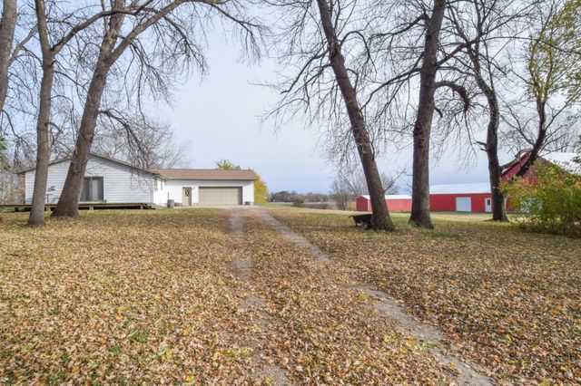 7612 Plum Avenue, Brownton, MN 55312