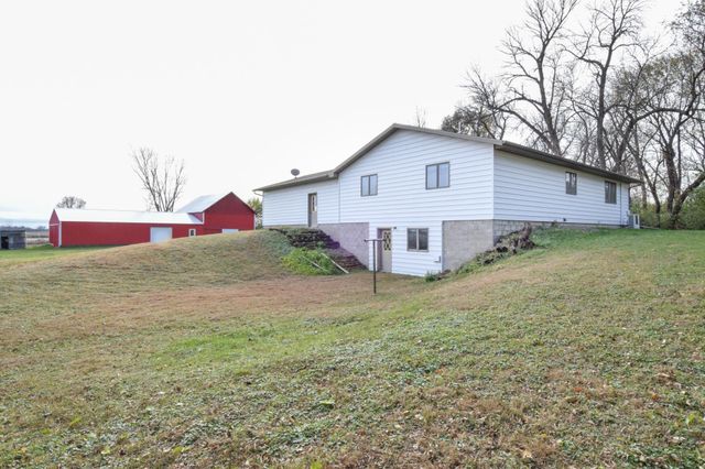 7612 Plum Avenue, Brownton, MN 55312