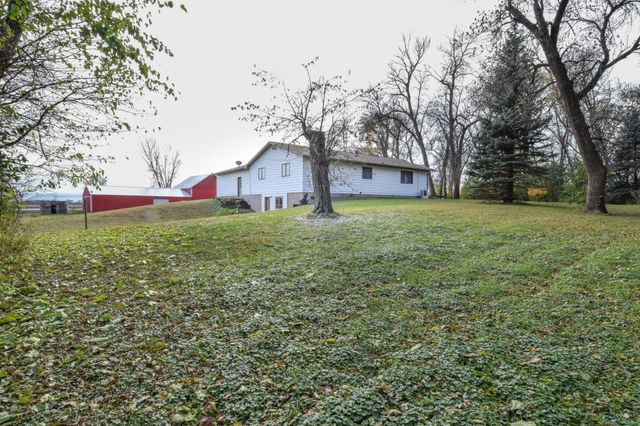 7612 Plum Avenue, Brownton, MN 55312