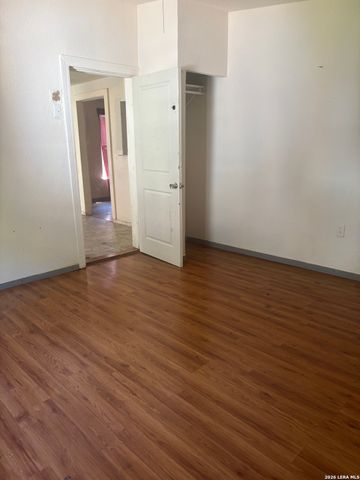 1220 Romero, San Antonio, TX 78237