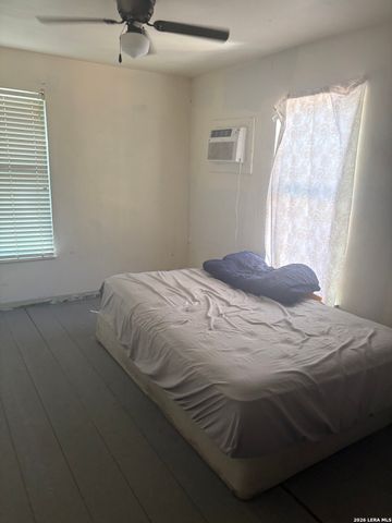 1220 Romero, San Antonio, TX 78237