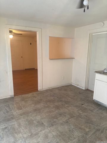 1220 Romero, San Antonio, TX 78237