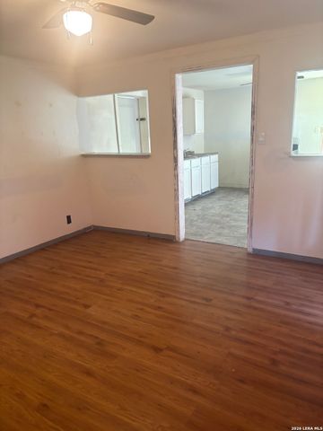 1220 Romero, San Antonio, TX 78237