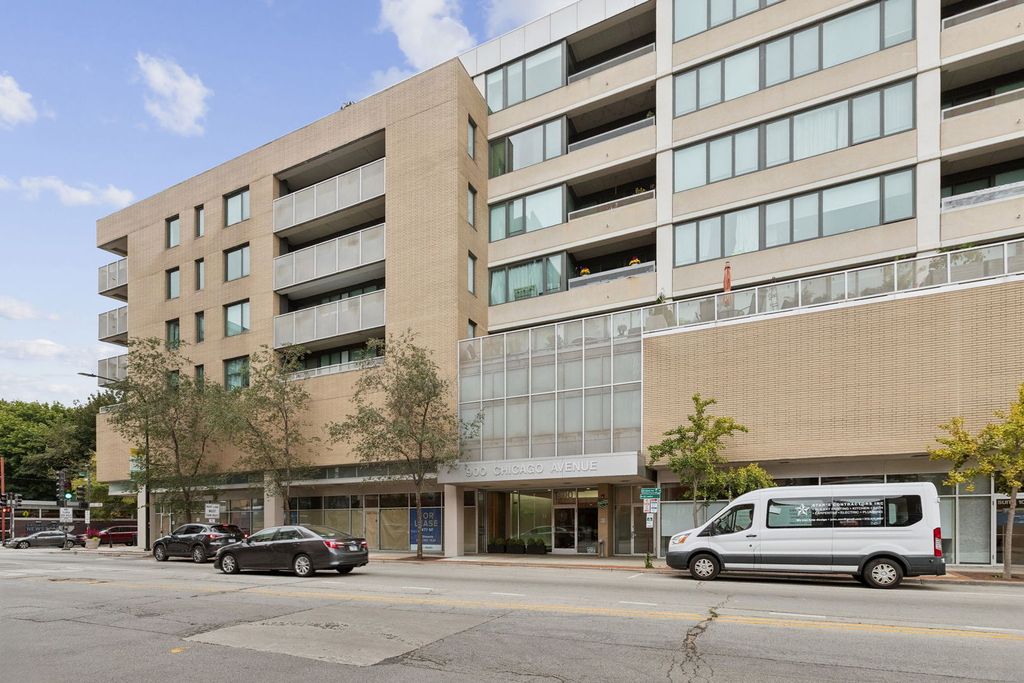 900 Chicago Avenue 616, Evanston, IL 60202 — exterior