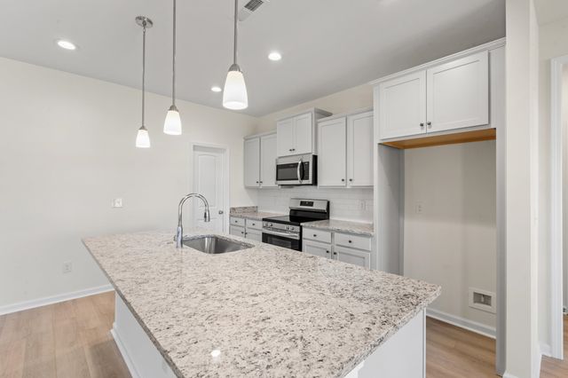613 Bay St., Aynor, SC 29511