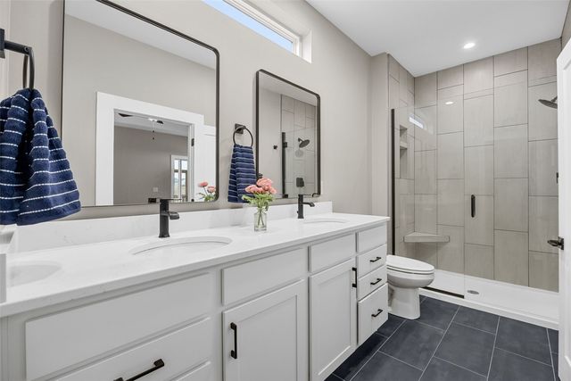 306 Dogwood Lane, Tiffin, IA 52340