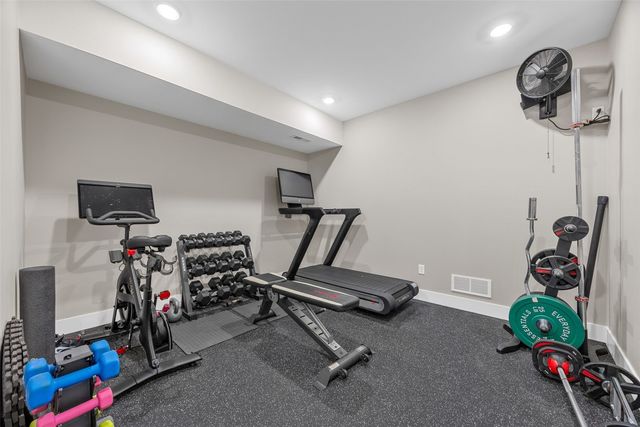 306 Dogwood Lane, Tiffin, IA 52340