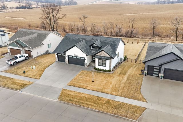 306 Dogwood Lane, Tiffin, IA 52340