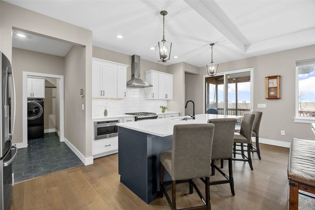 306 Dogwood Lane, Tiffin, IA 52340