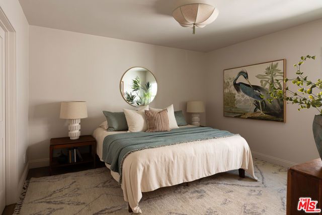 927 S Sycamore Avenue, Los Angeles, CA 90036